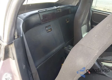 2001 Toyota Mr2 Spyder z USA, uszkodzony, nr VIN JTDFR320110038921